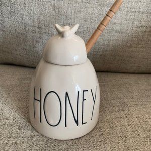 Rae Dun Honey Pot.